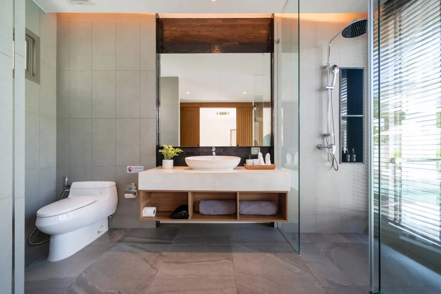 Property image - full photo 22