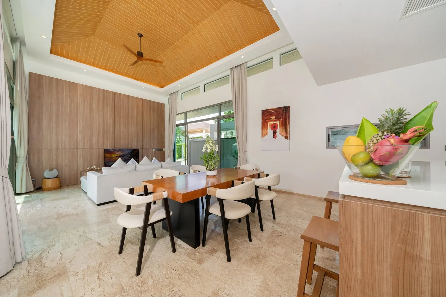 Property image - full photo 5