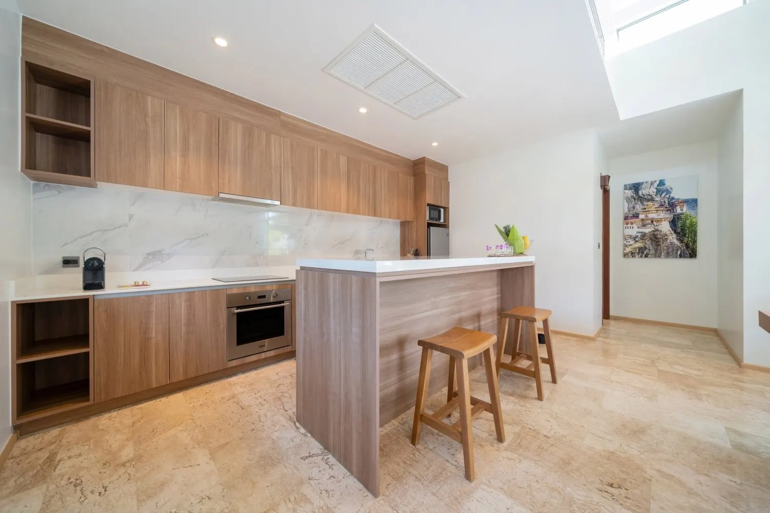 Property image - full photo 6