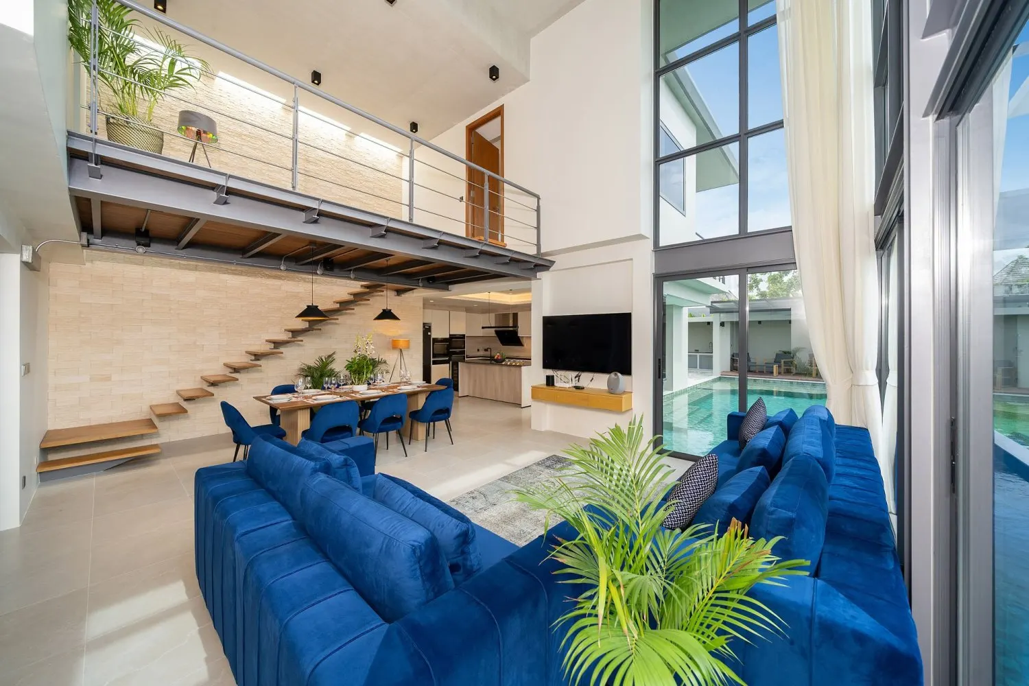 Property image - full photo 1