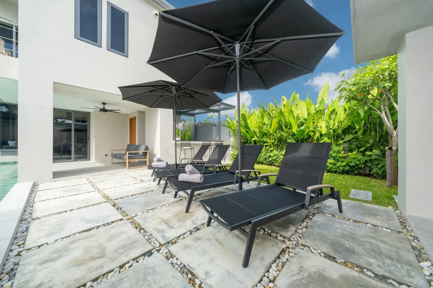 Property image - full photo 46