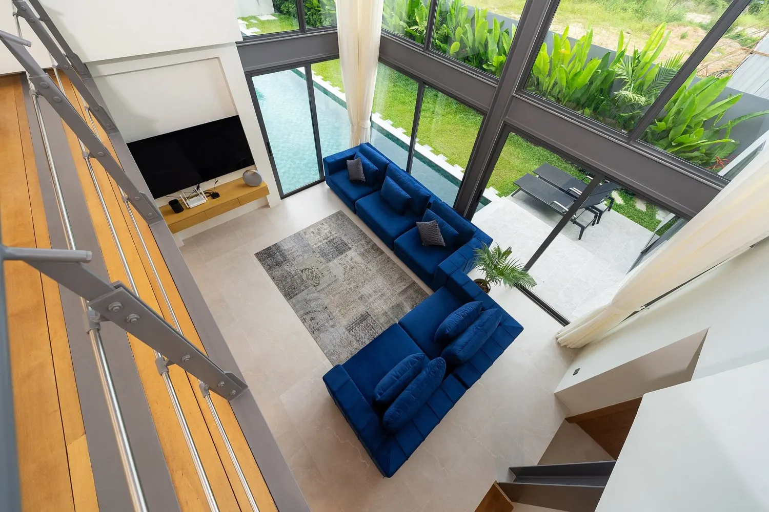 Property image - full photo 64