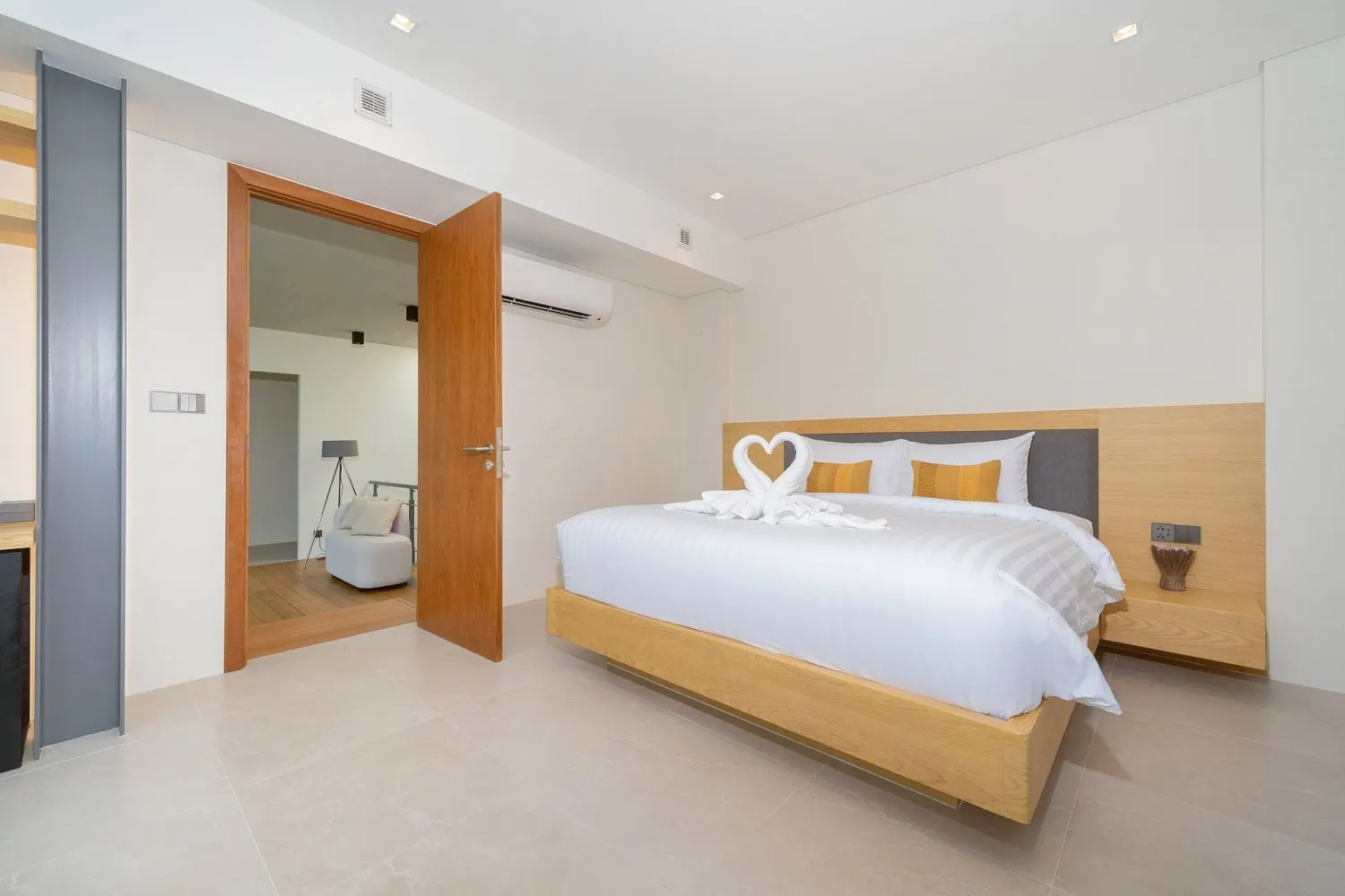 Property image - full photo 85