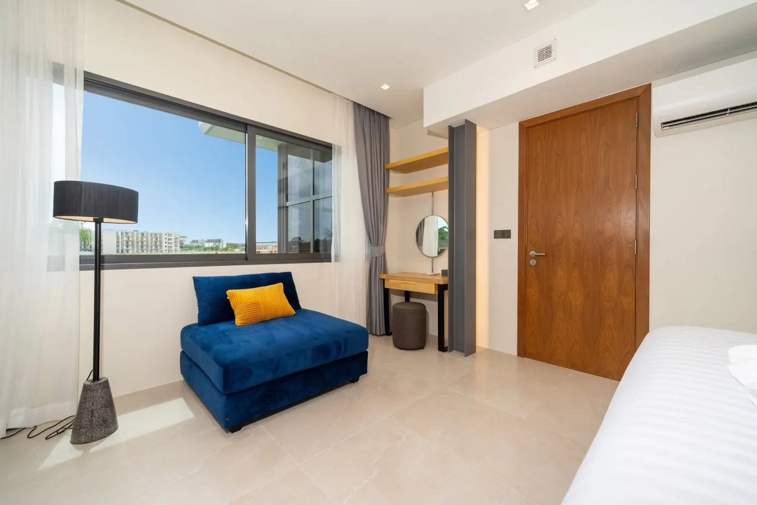 Property image - full photo 87