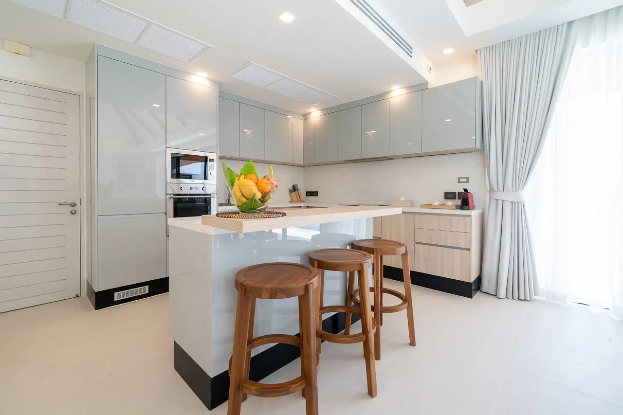Property image - full photo 5