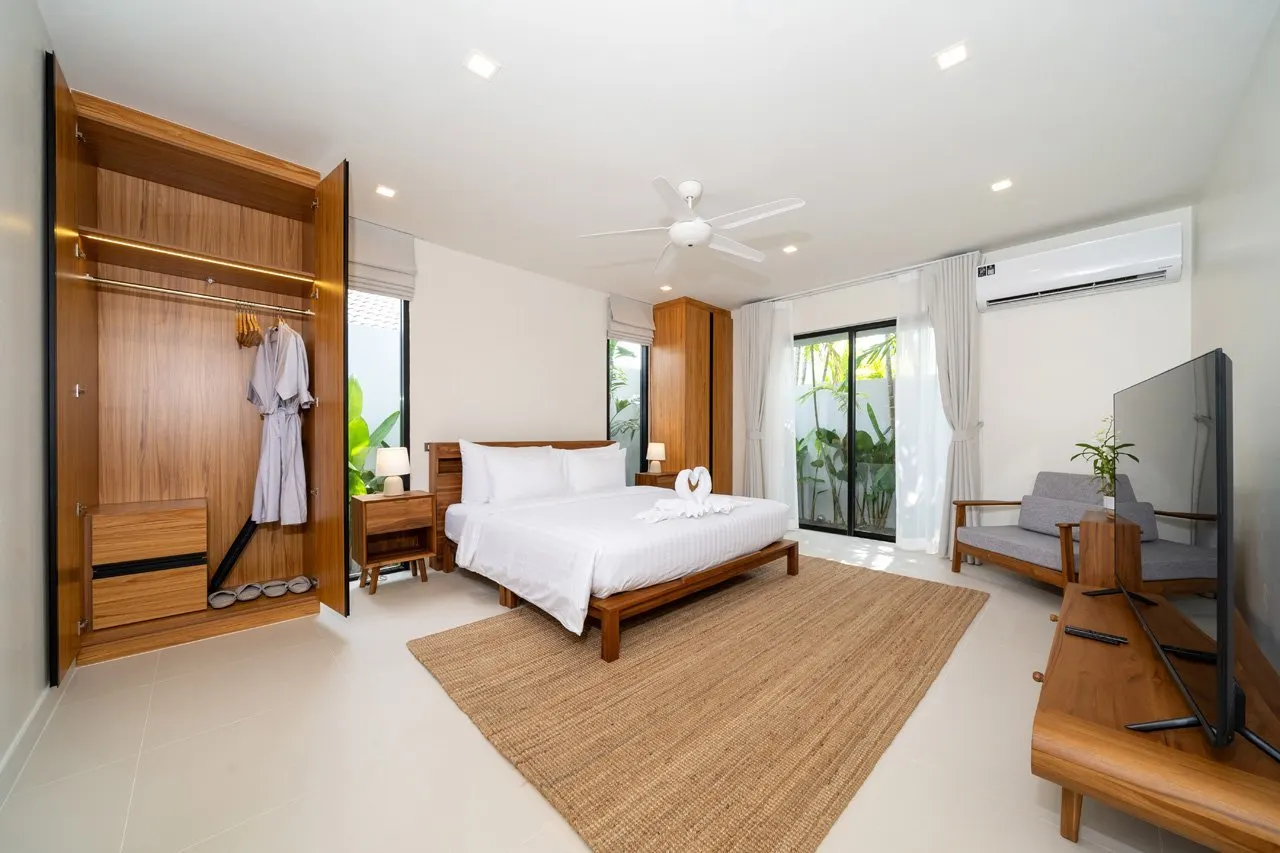Property image - full photo 19