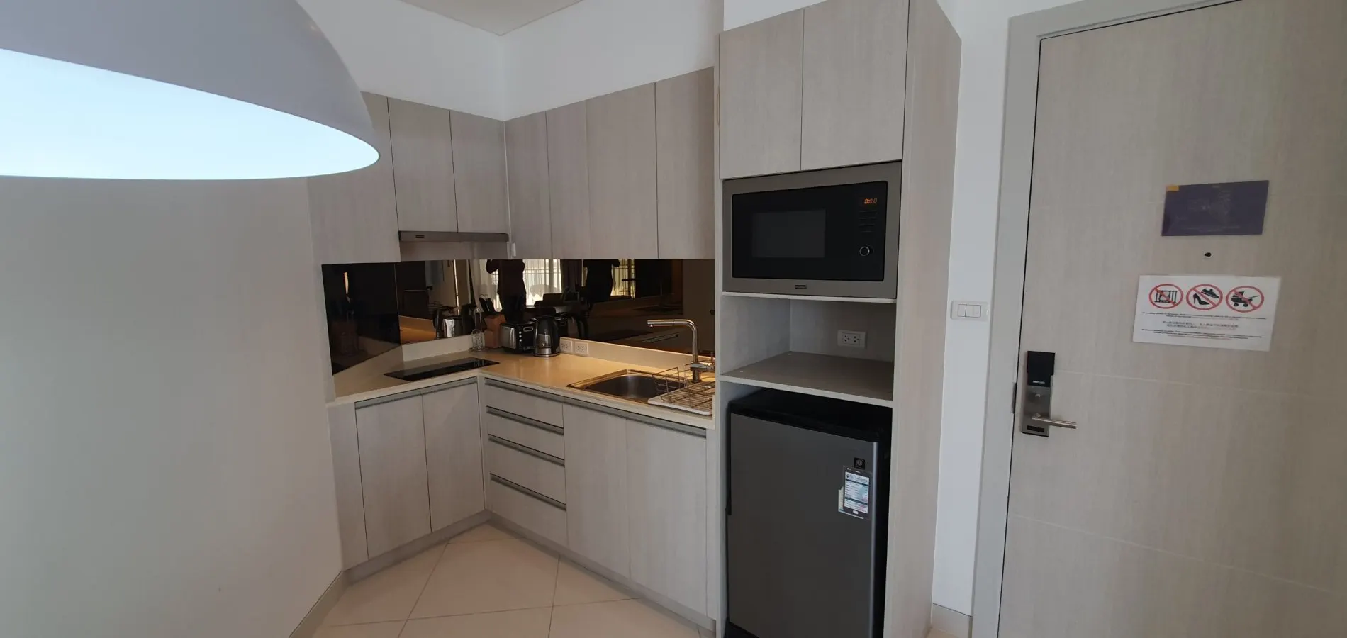 Property image - full photo 7