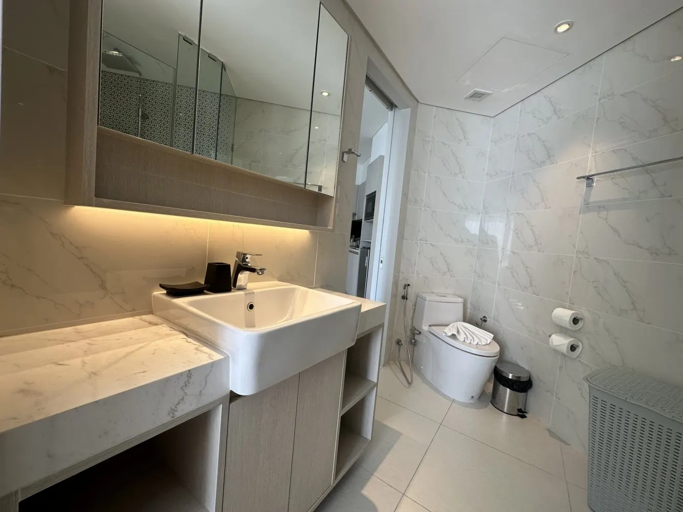 Property image - full photo 26