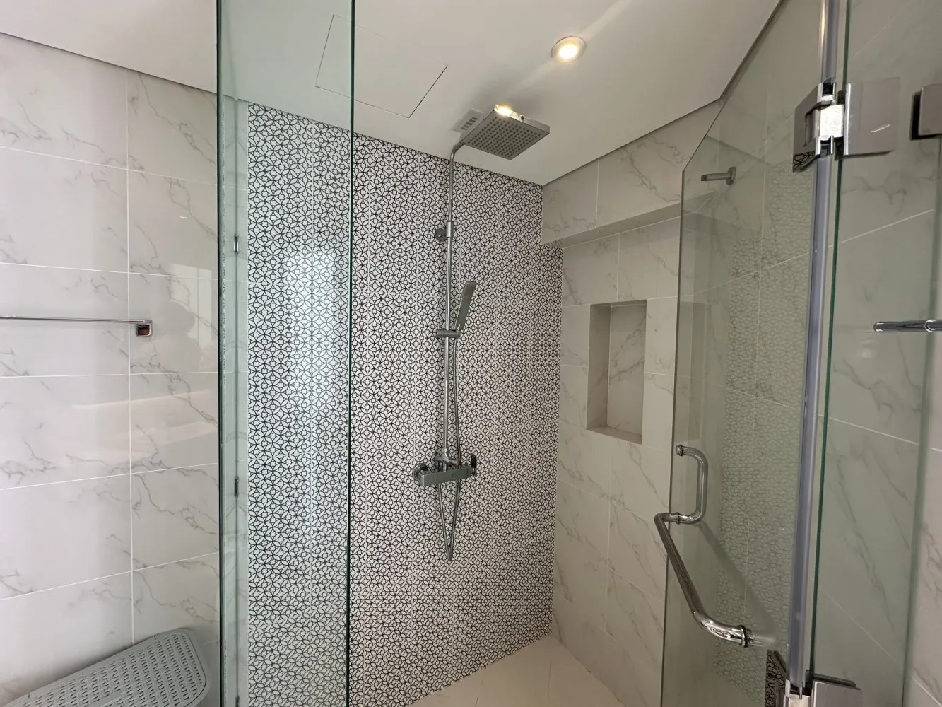 Property image - full photo 28