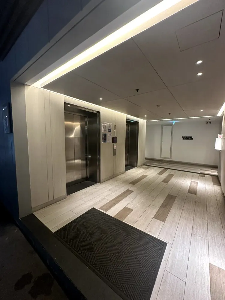 Property image - full photo 33