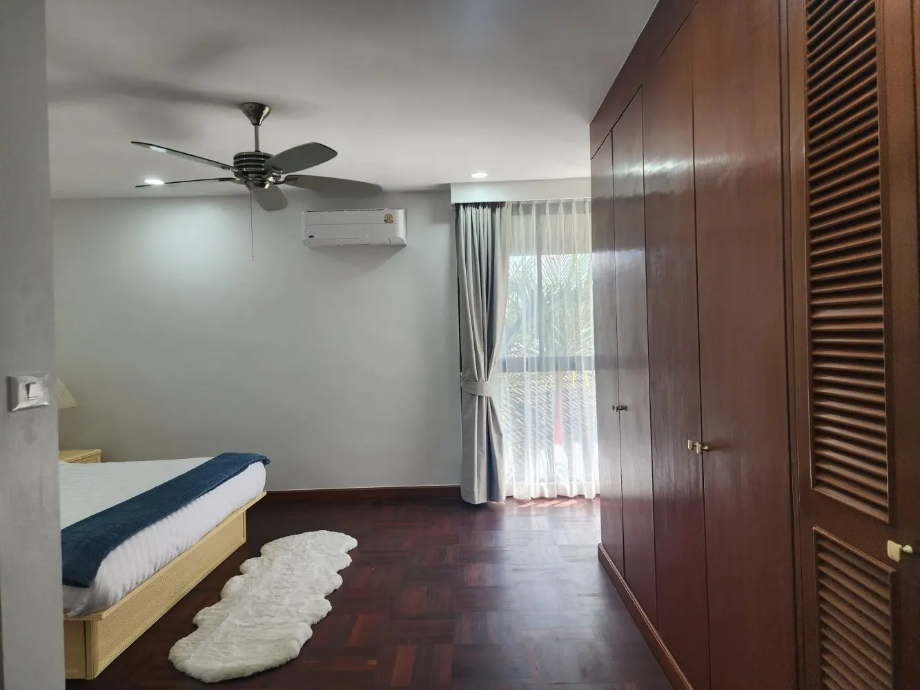 Property image - full photo 16