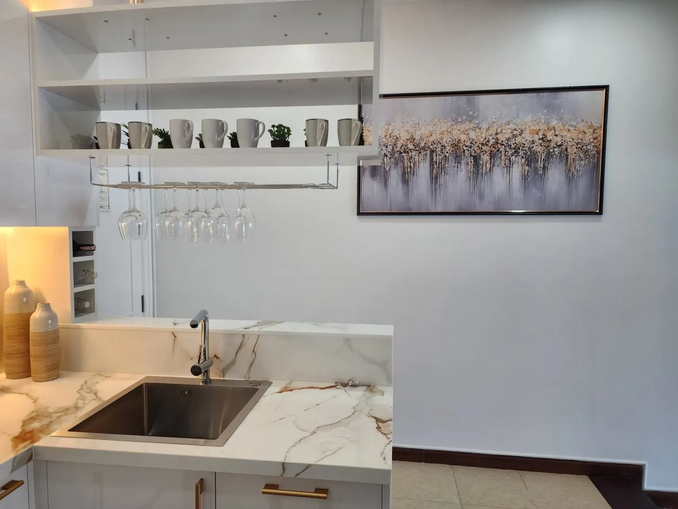Property image - full photo 8