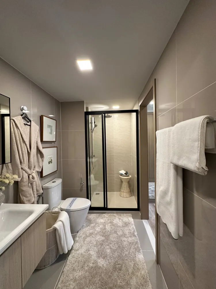 Property image - full photo 9