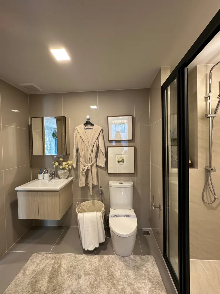 Property image - full photo 10
