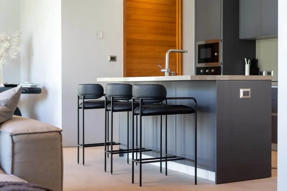 Property image - full photo 6