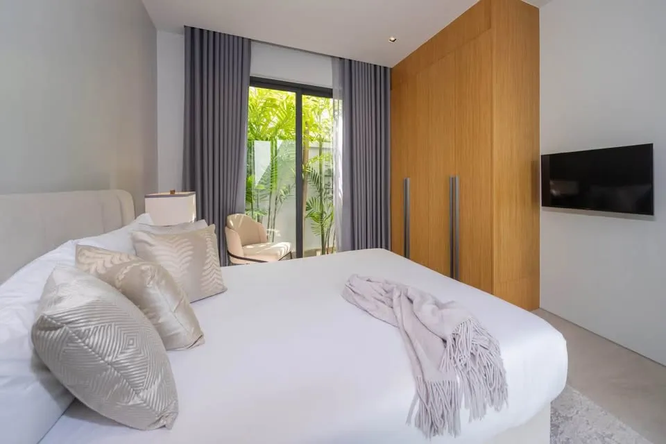 Property image - full photo 15