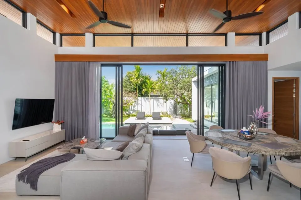 Property image - full photo 7