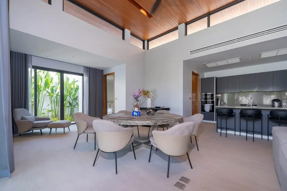Property image - full photo 9