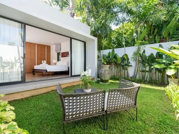 Property image - full photo 5