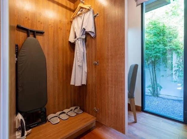 Property image - full photo 17