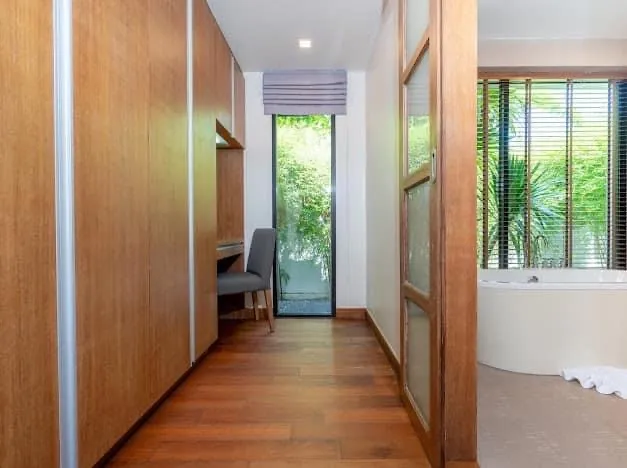 Property image - full photo 14