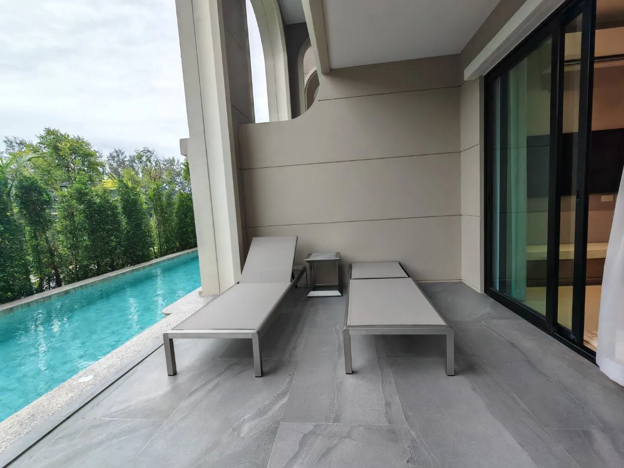 Property image - full photo 12
