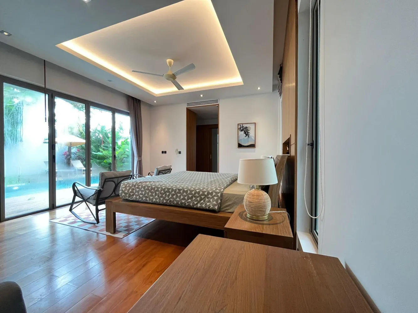 Property image - full photo 10