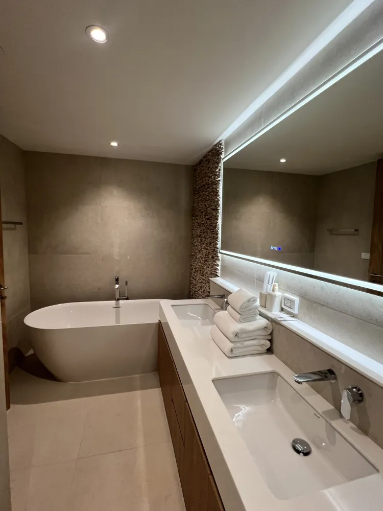 Property image - full photo 12