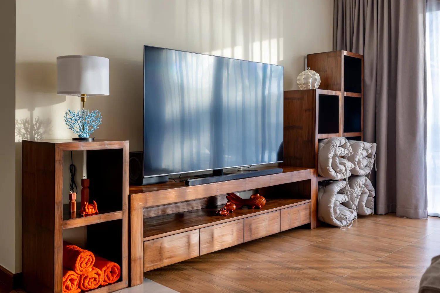 Property image - full photo 11