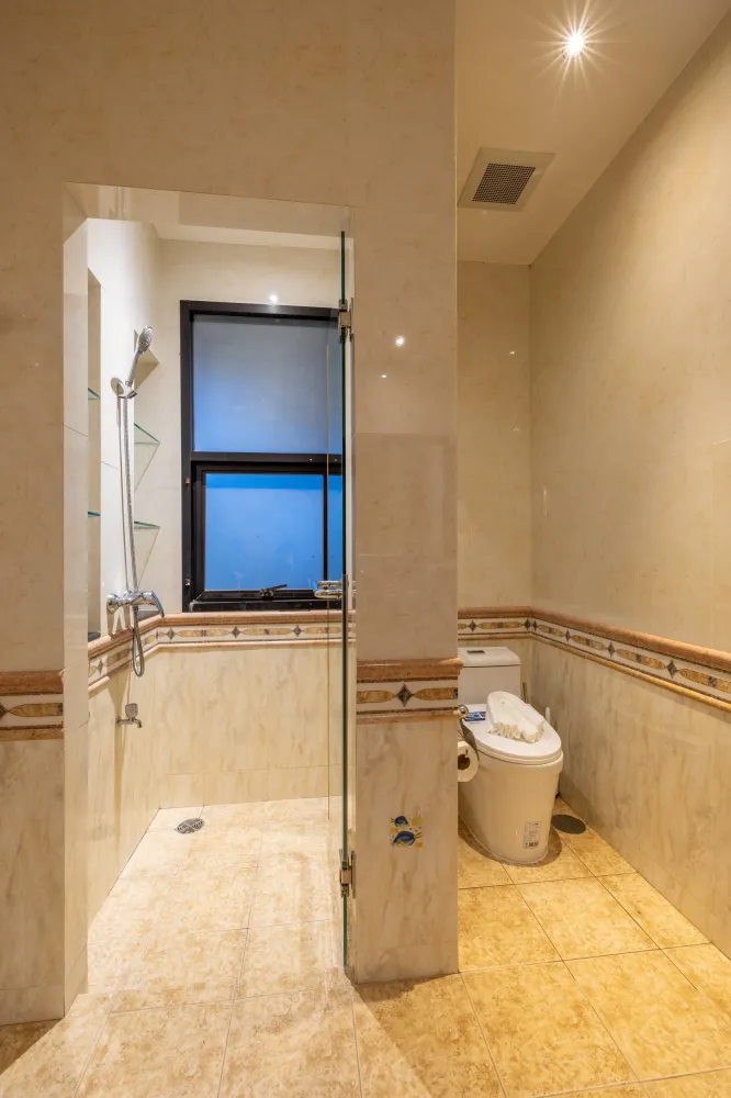 Property image - full photo 35
