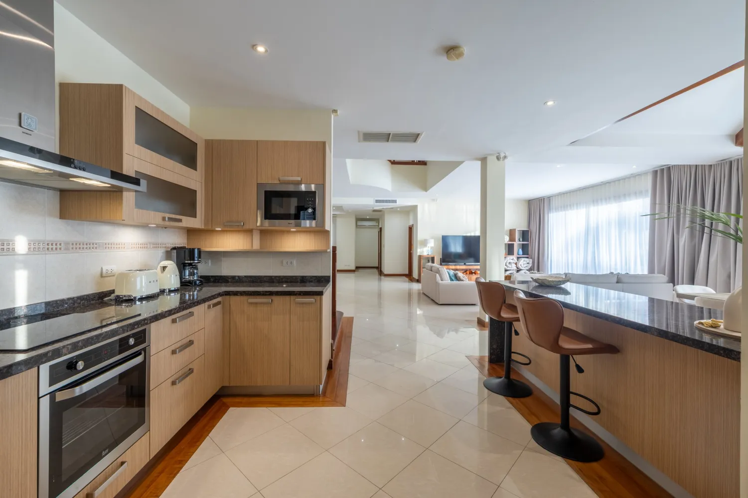 Property image - full photo 16