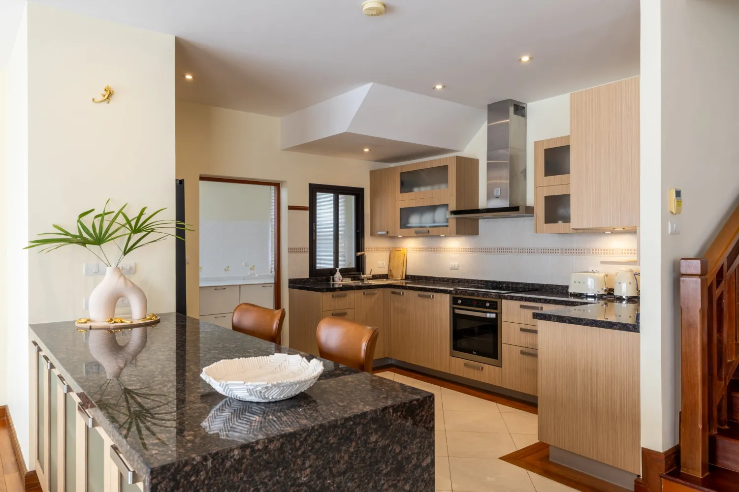 Property image - full photo 15