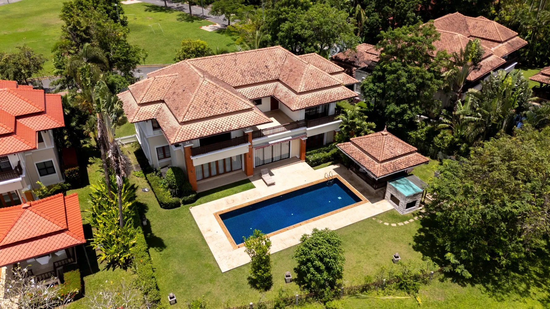 Property image - full photo 1