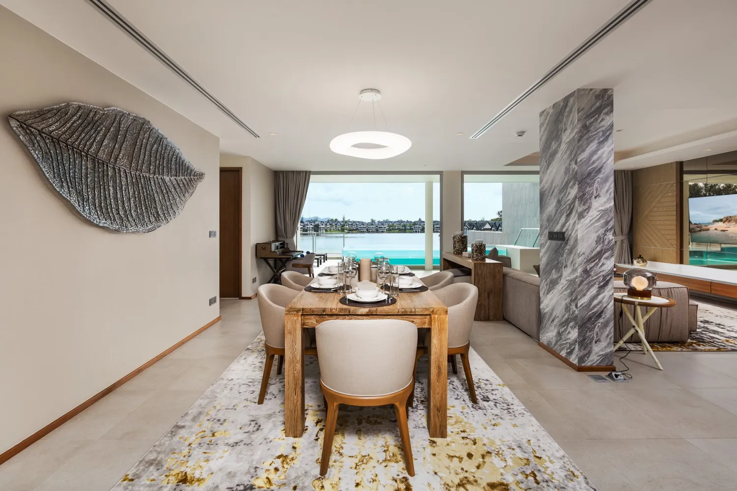 Property image - full photo 9