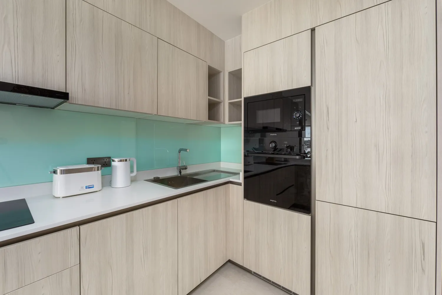 Property image - full photo 17