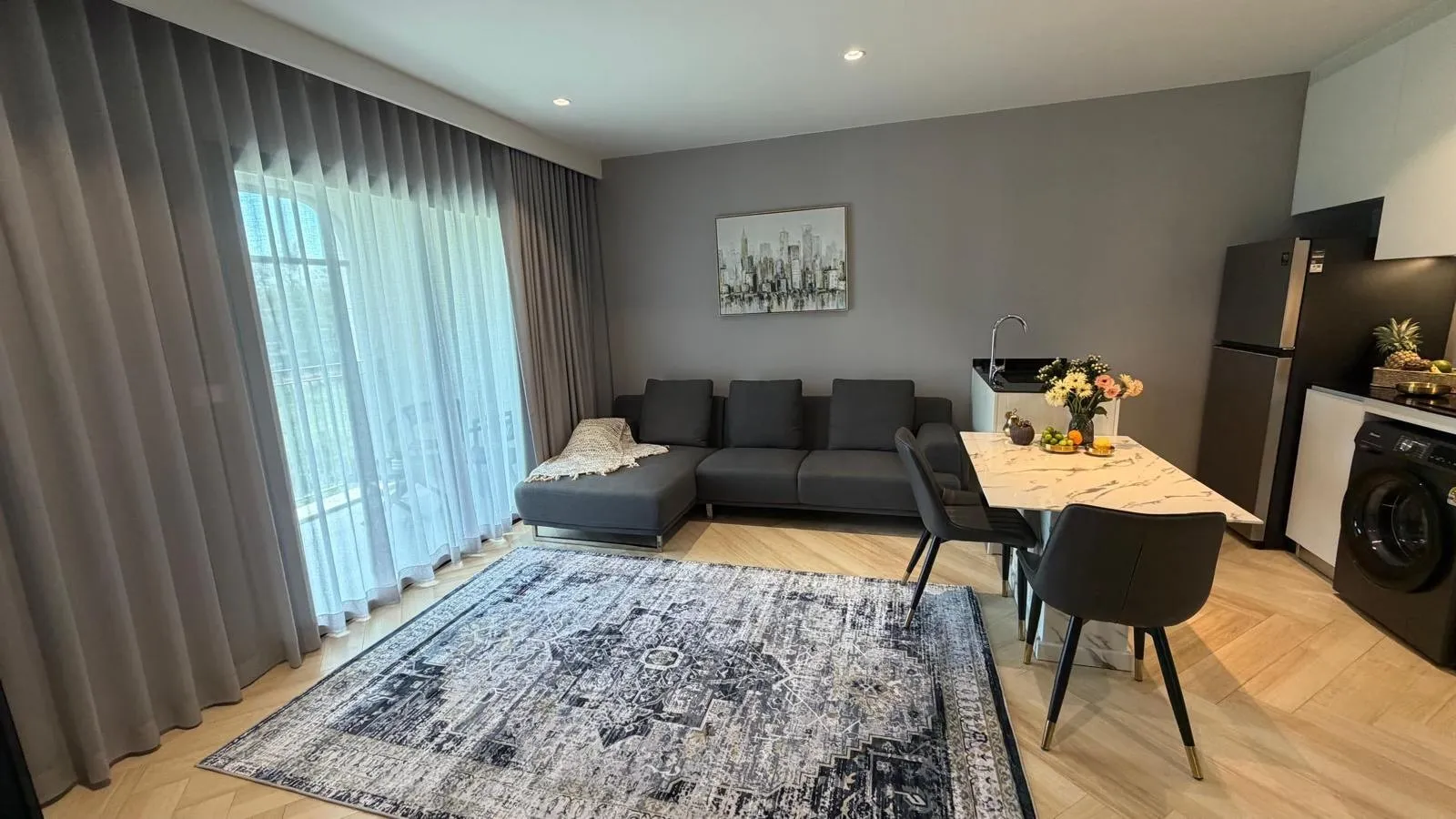 Property image - full photo 11