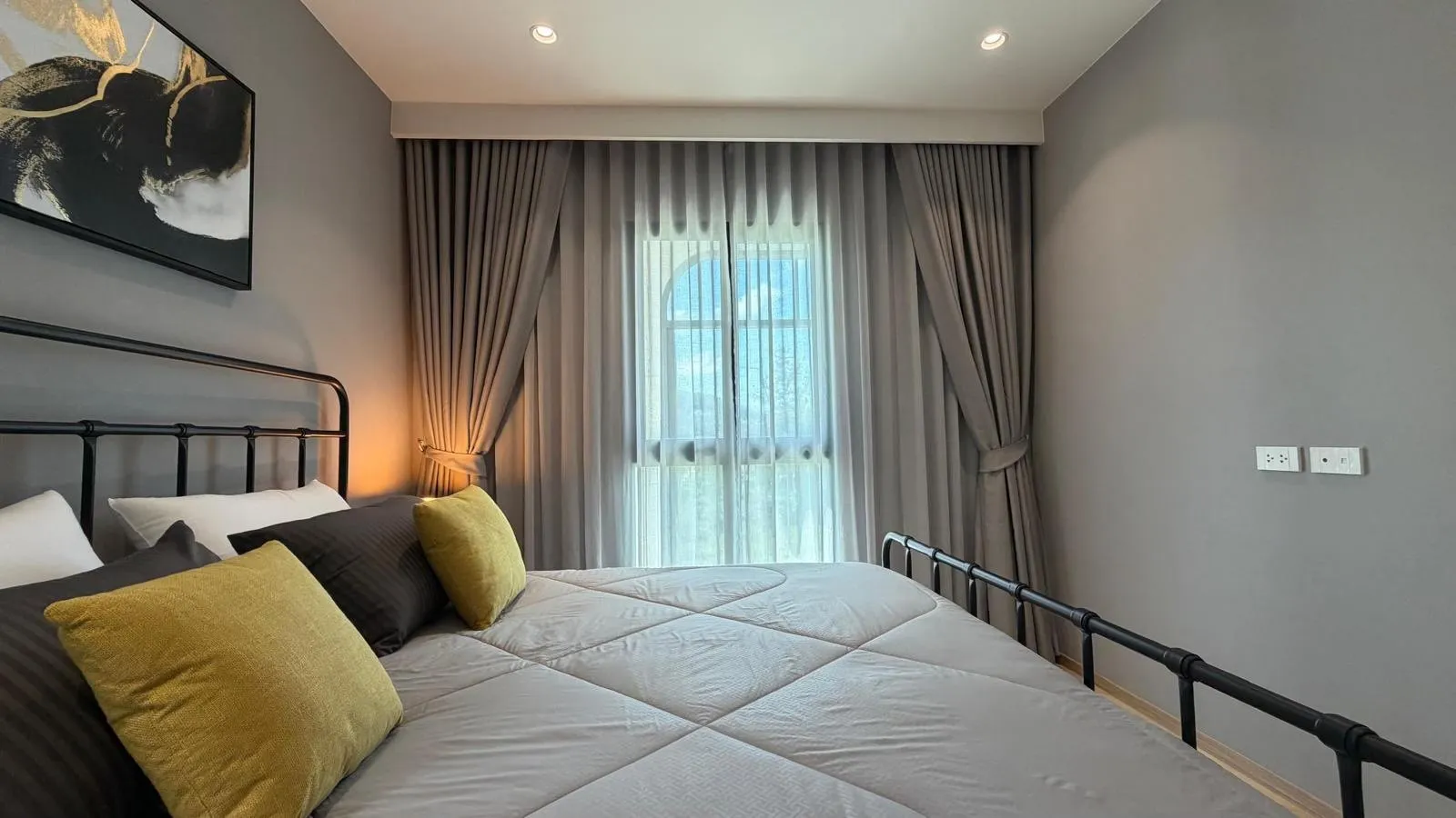 Property image - full photo 6