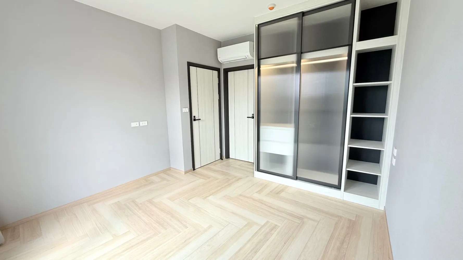 Property image - full photo 23