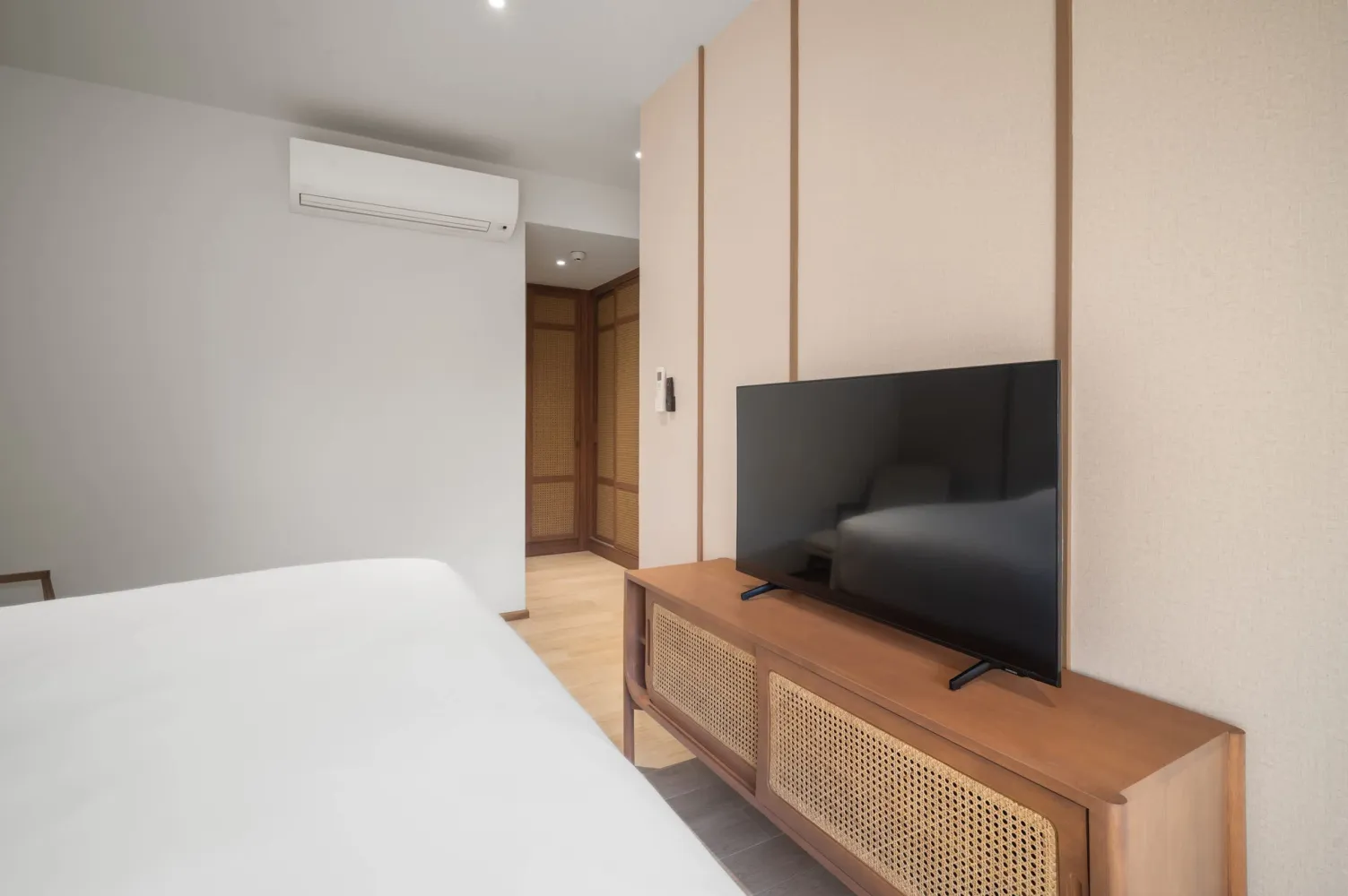 Property image - full photo 17