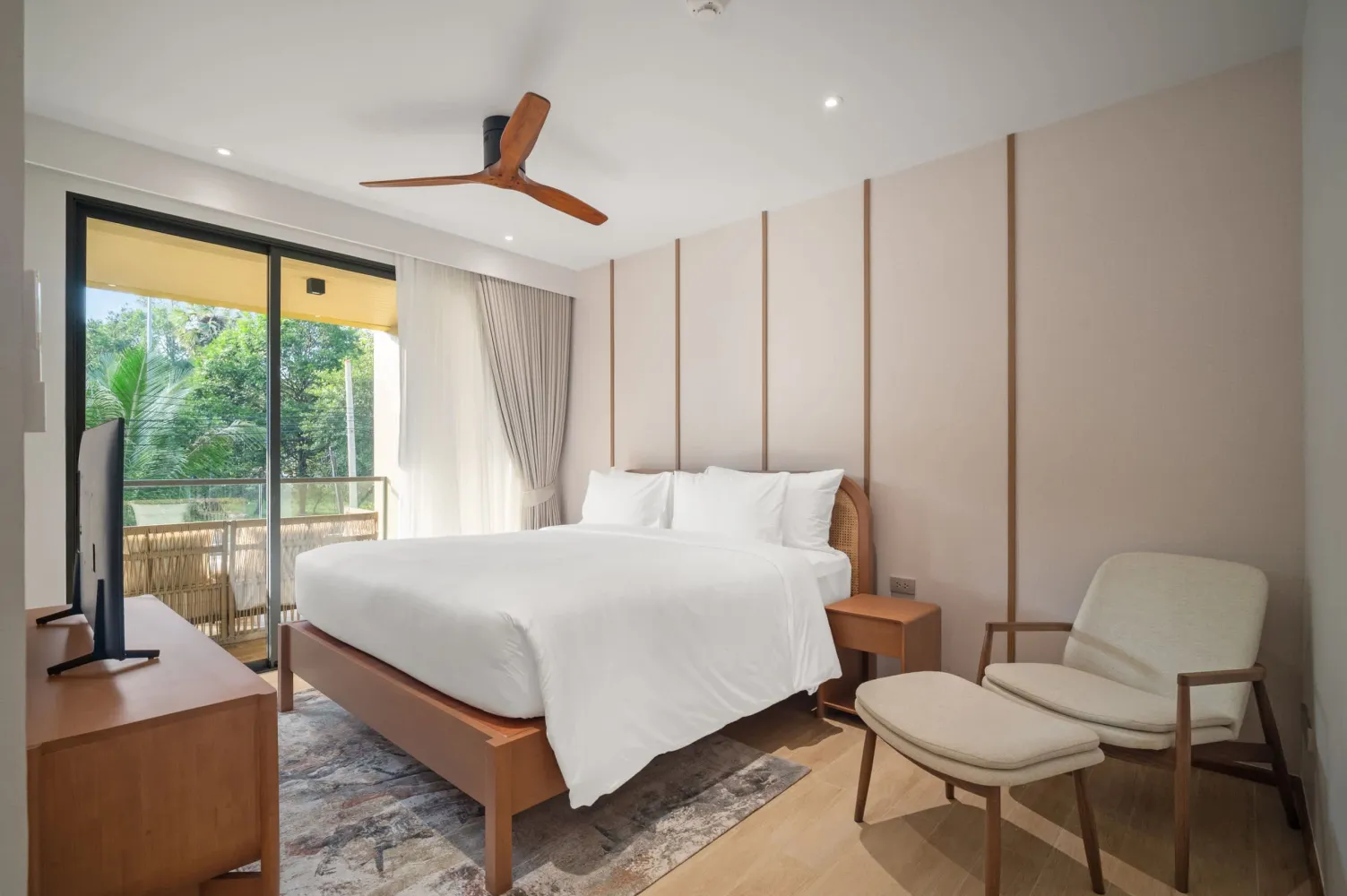 Property image - full photo 11