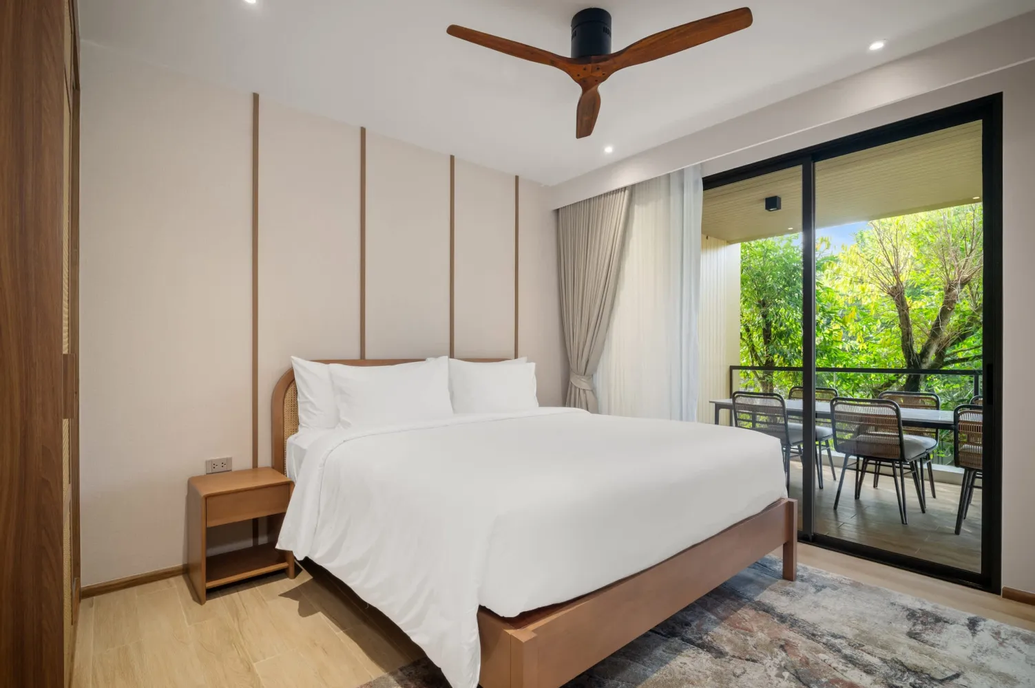 Property image - full photo 12