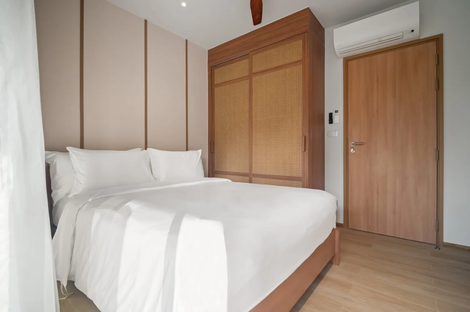 Property image - full photo 16