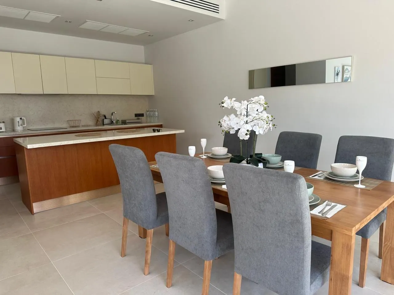Property image - full photo 3