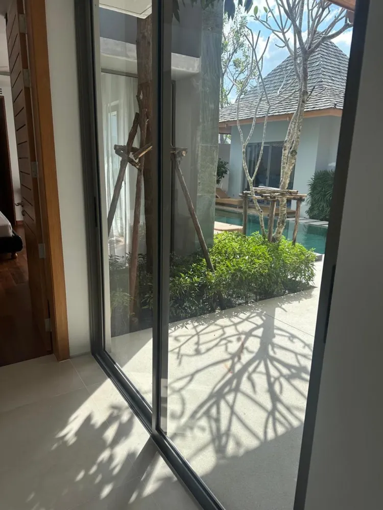 Property image - full photo 8