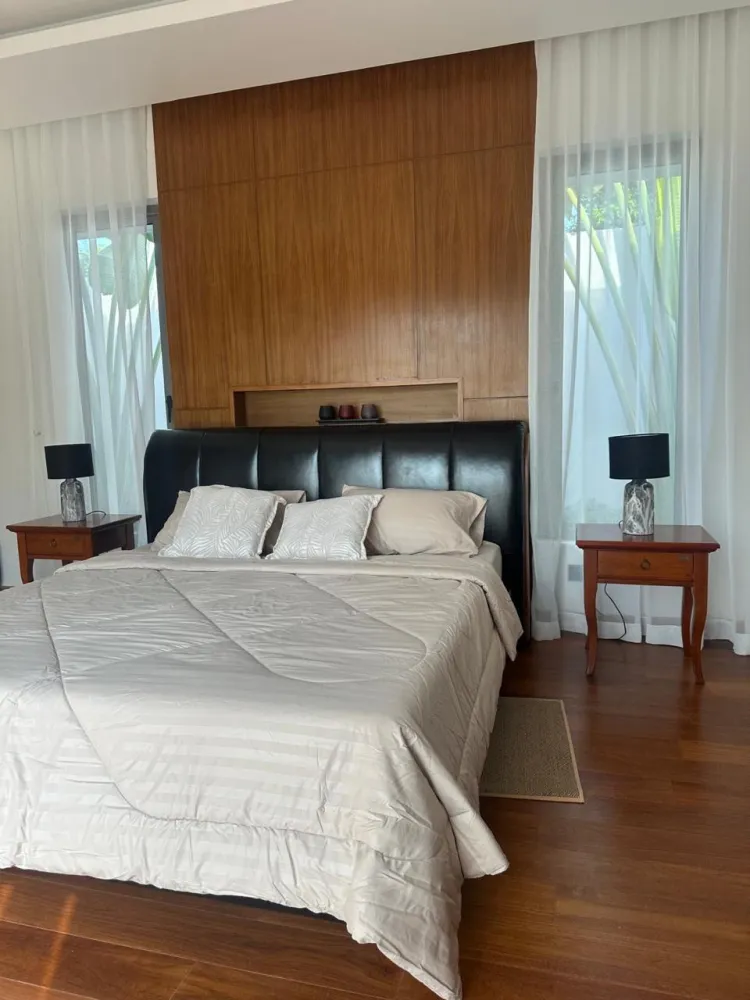 Property image - full photo 12