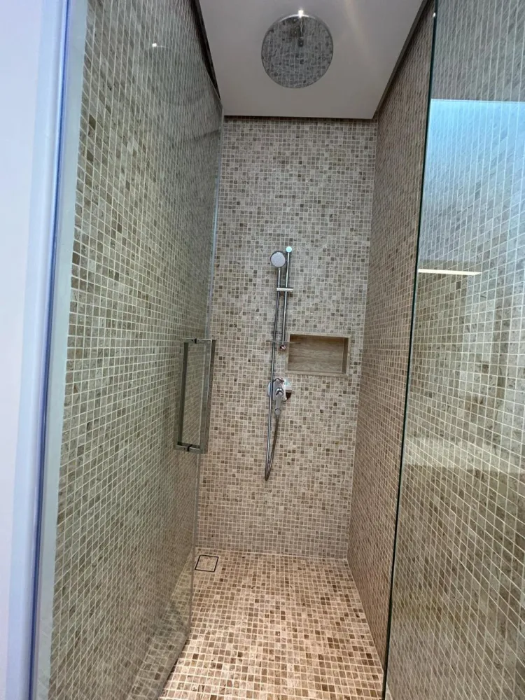 Property image - full photo 29