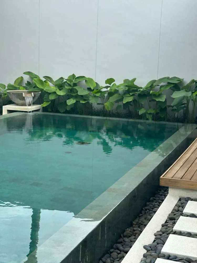 Property image - full photo 36