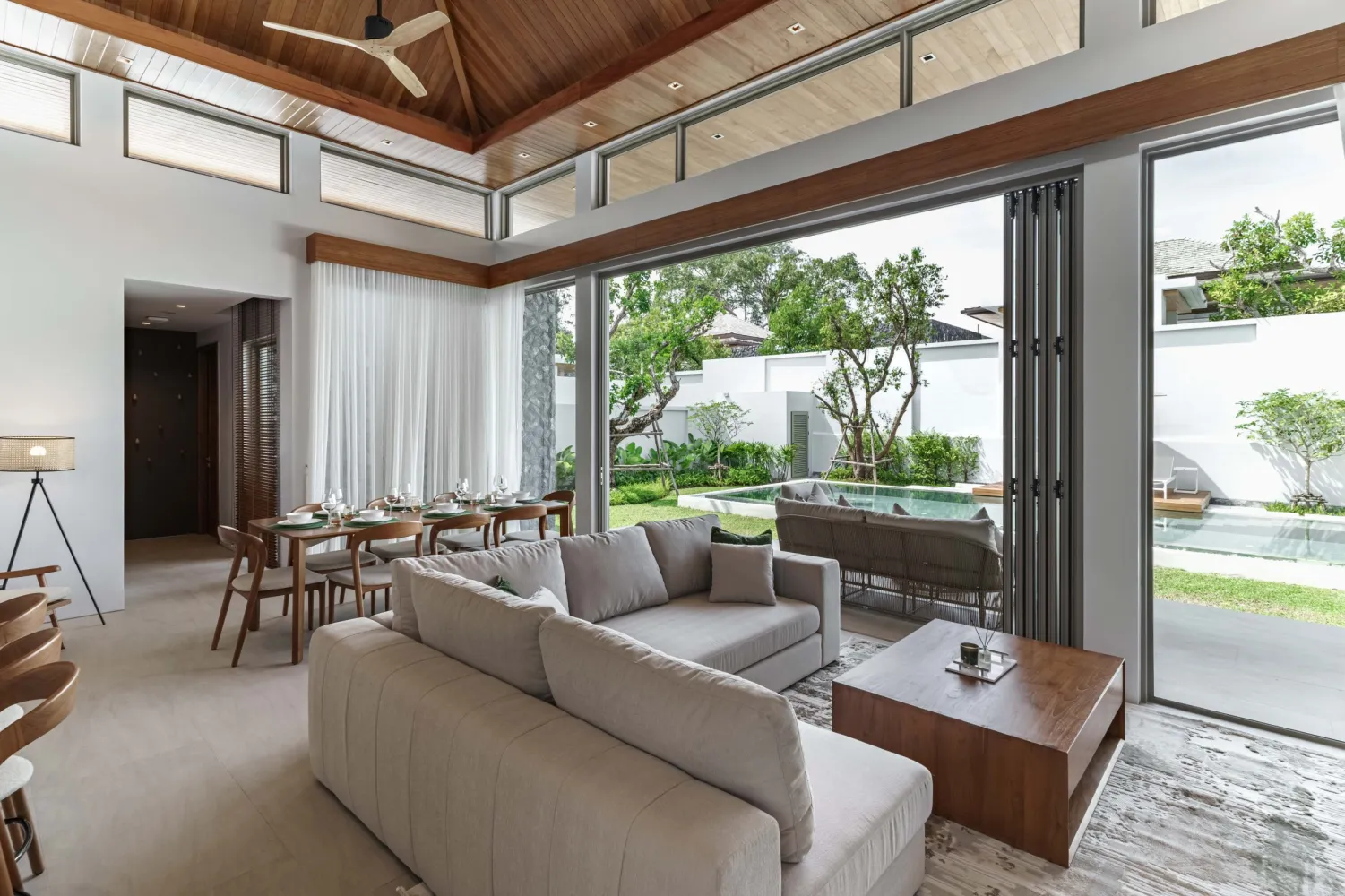 Property image - full photo 6