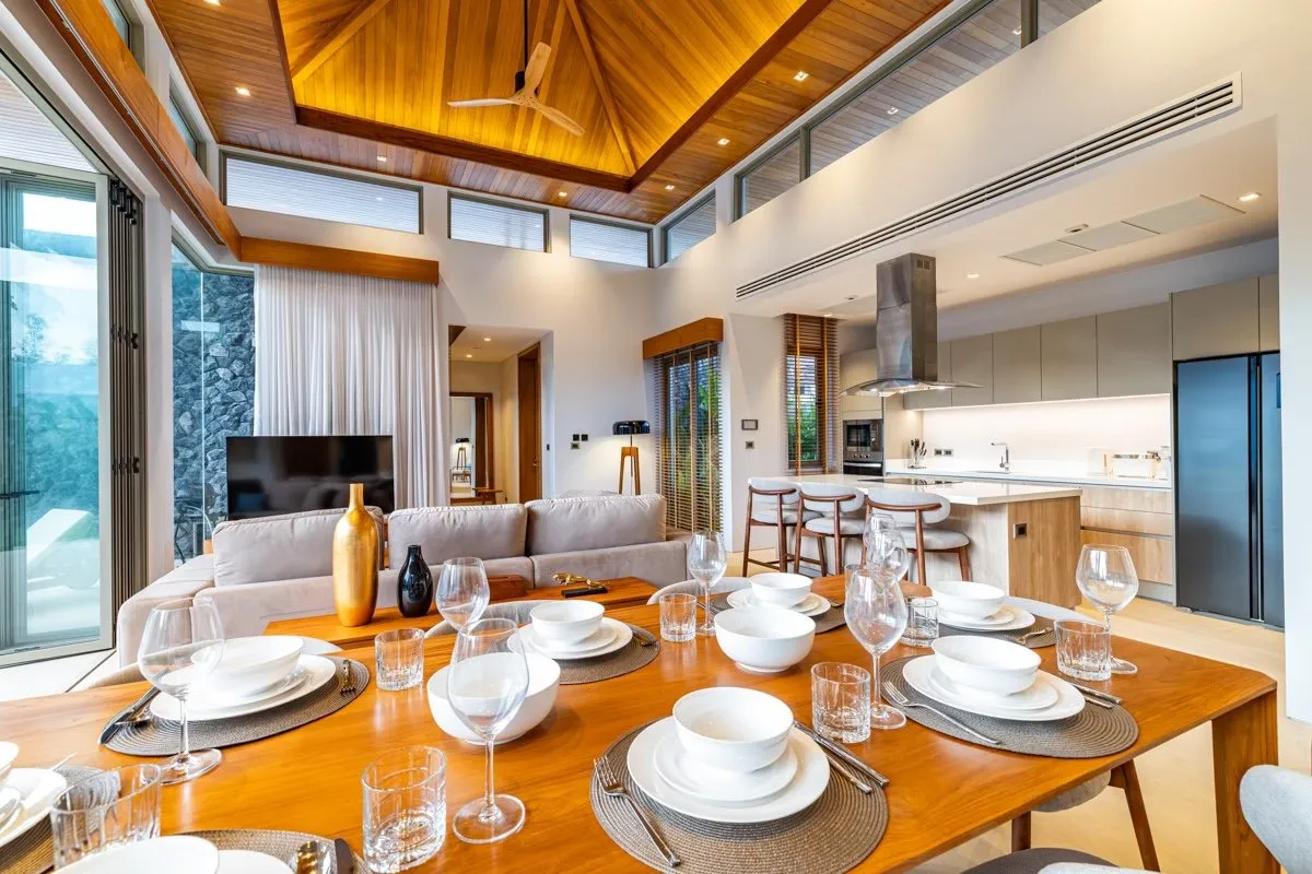 Property image - full photo 9