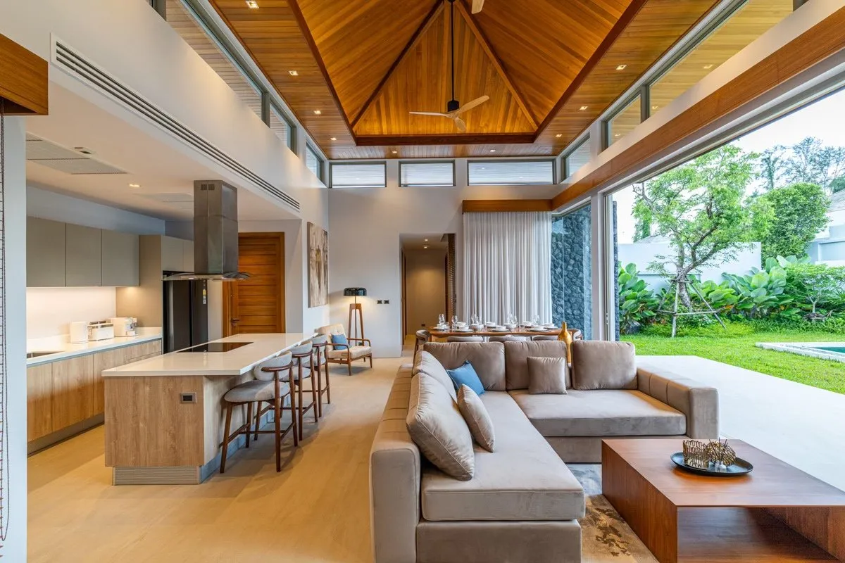 Property image - full photo 10